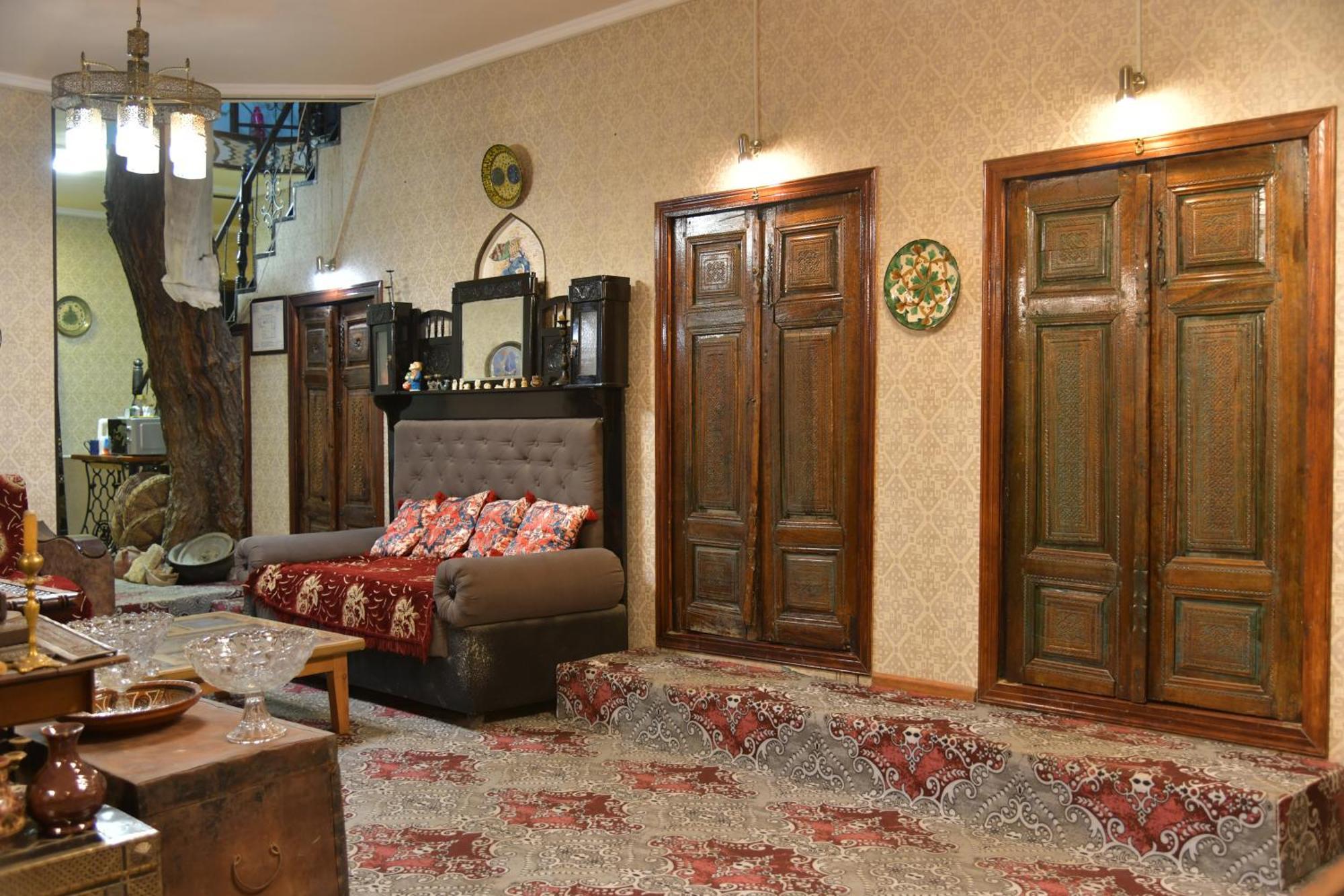 Mulberry Hotel Tashkent Esterno foto