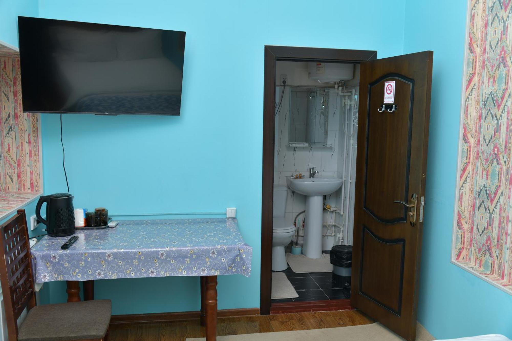 Mulberry Hotel Tashkent Esterno foto