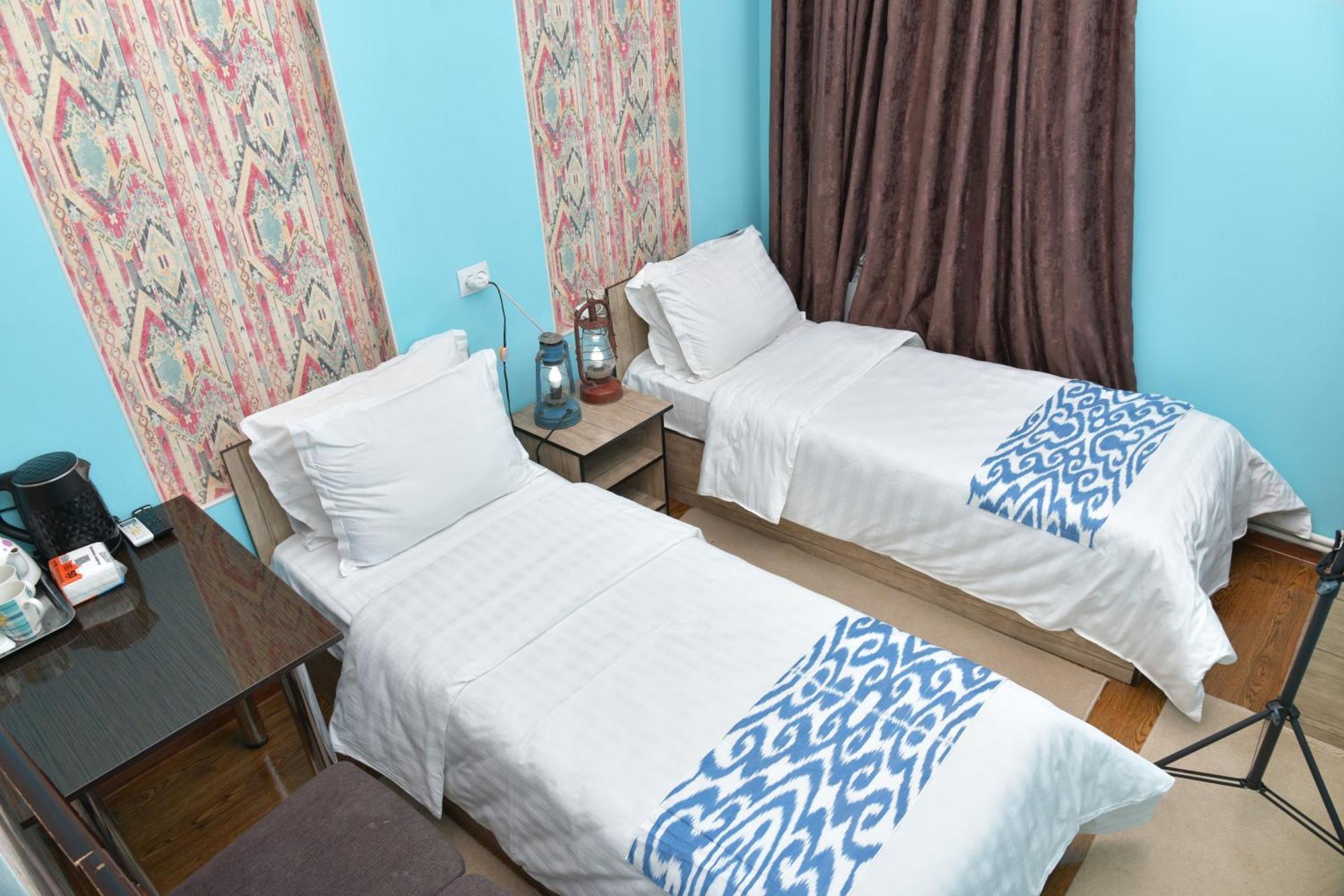 Mulberry Hotel Tashkent Esterno foto