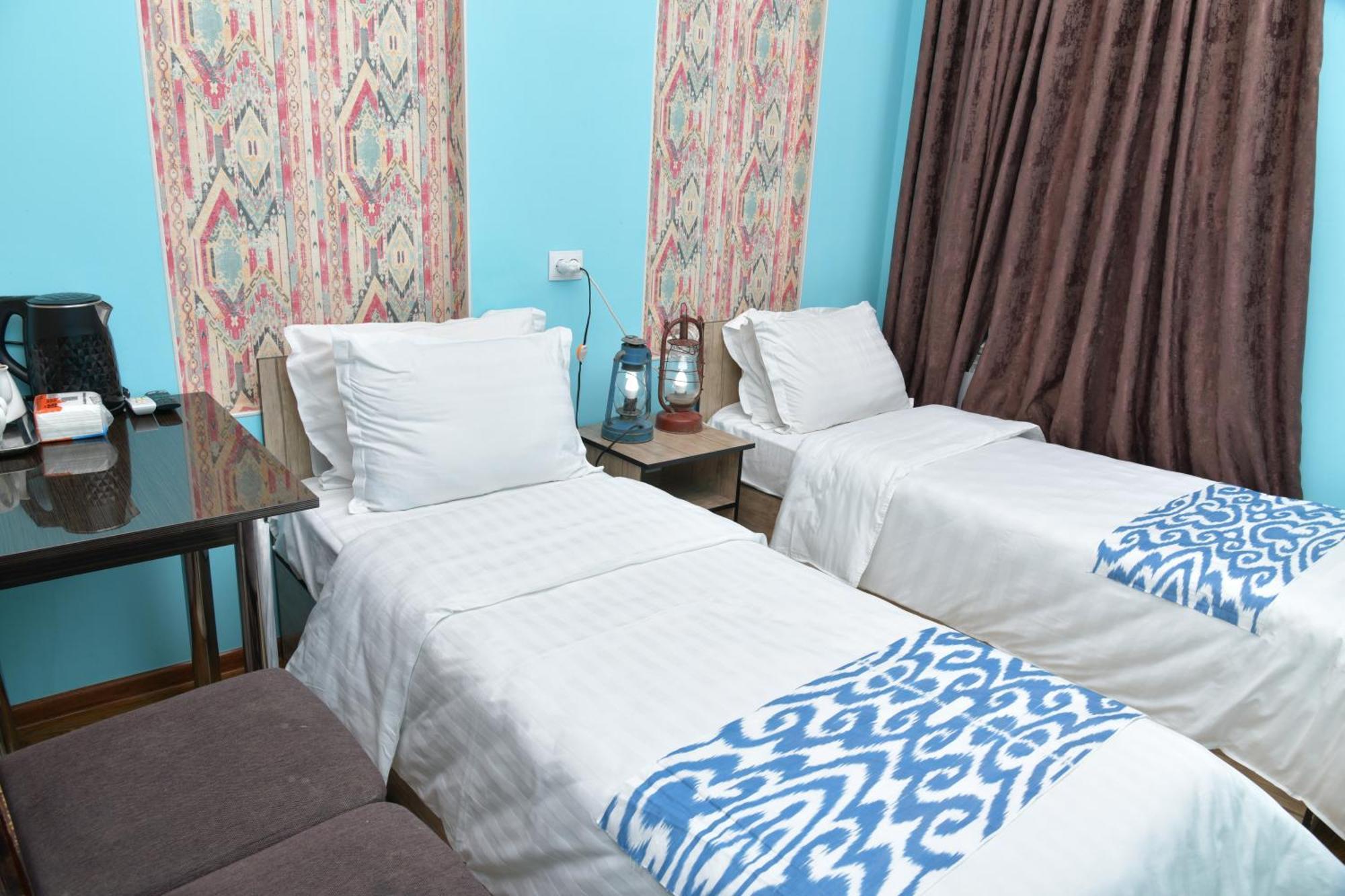 Mulberry Hotel Tashkent Esterno foto